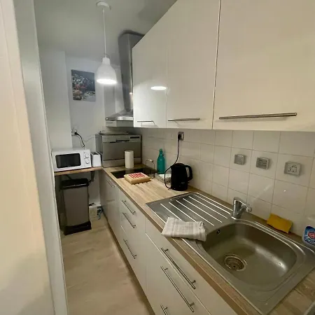 Appartement Maison Hyper Centre à 5 Mn Du Parking De L'hdv Et 7 Mn à Pied De La Gare De Rouen