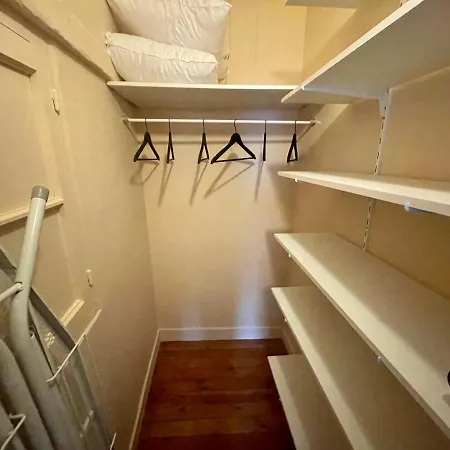 Appartement Maison Hyper Centre à 5 Mn Du Parking De L'hdv Et 7 Mn à Pied De La Gare De *