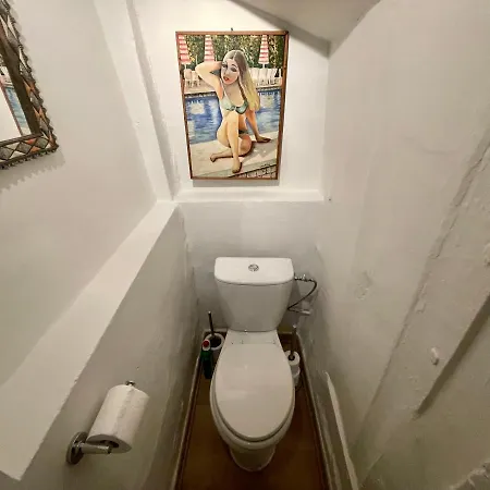 Maison Hyper Centre A 5 Mn Du Parking De L'hdv Et 7 Mn A Pied De La Gare De Apartment